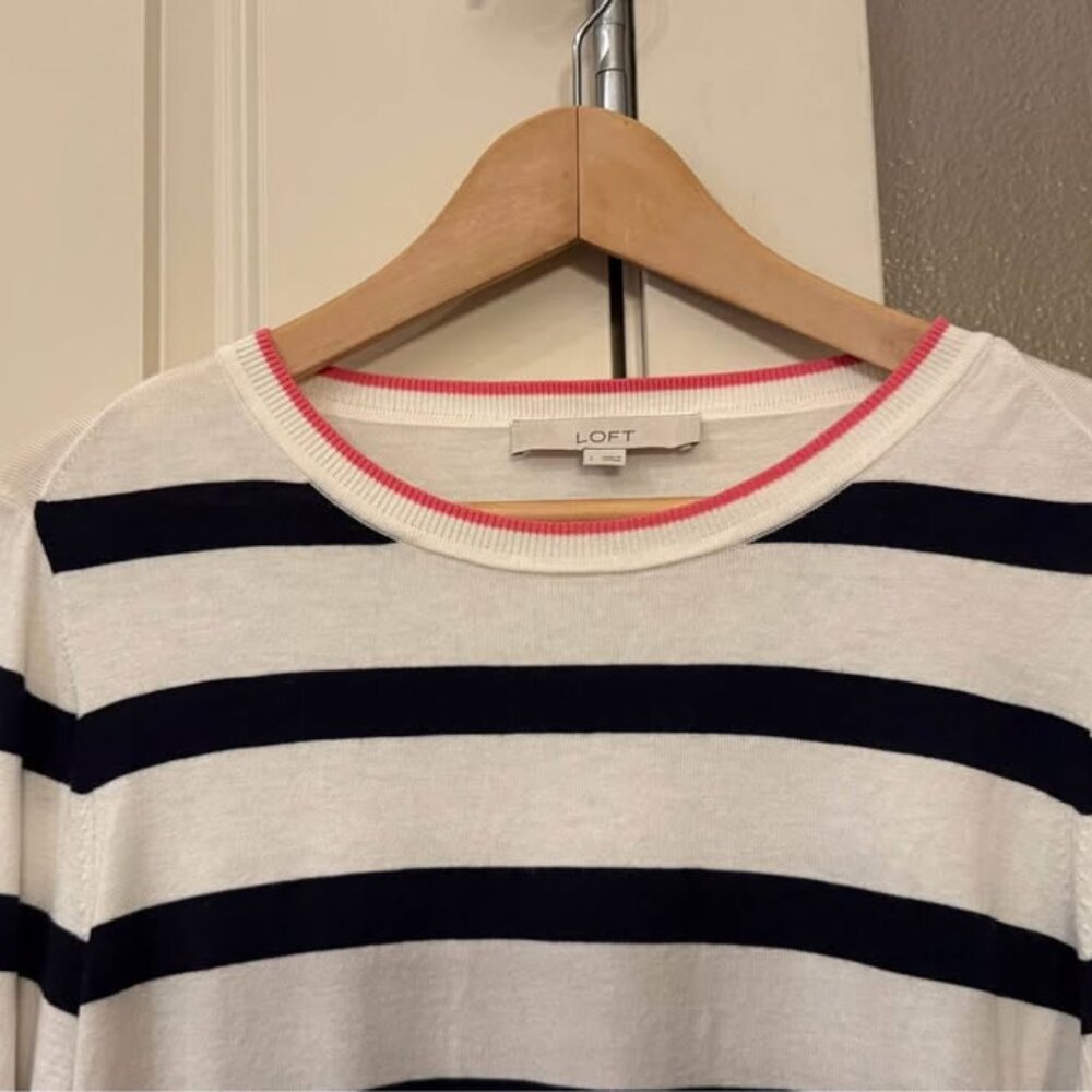 Women's Loft Long Sleeve Ivory with Navy Stripes and Pink Trim Knit Shirt-Size L - Picture 3 of 6